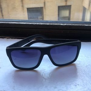 Men’s Gucci sunglasses